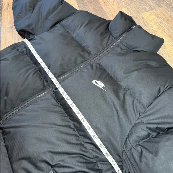 Nike Sportswear Club Men's Puffer Jacket Size M
